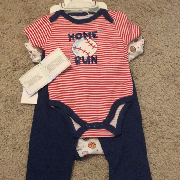 5pcs layette set - Picture 3 of 3